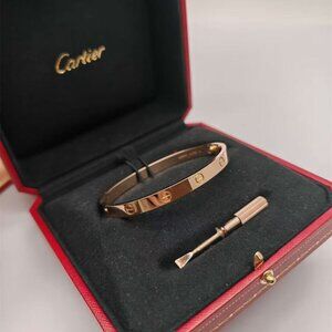 ✅Cartier Love Bracelet Rose Gold  Size 17